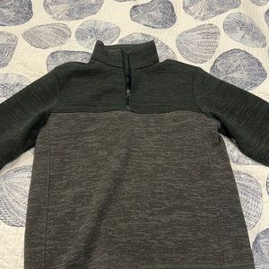 Untuckit Fleece